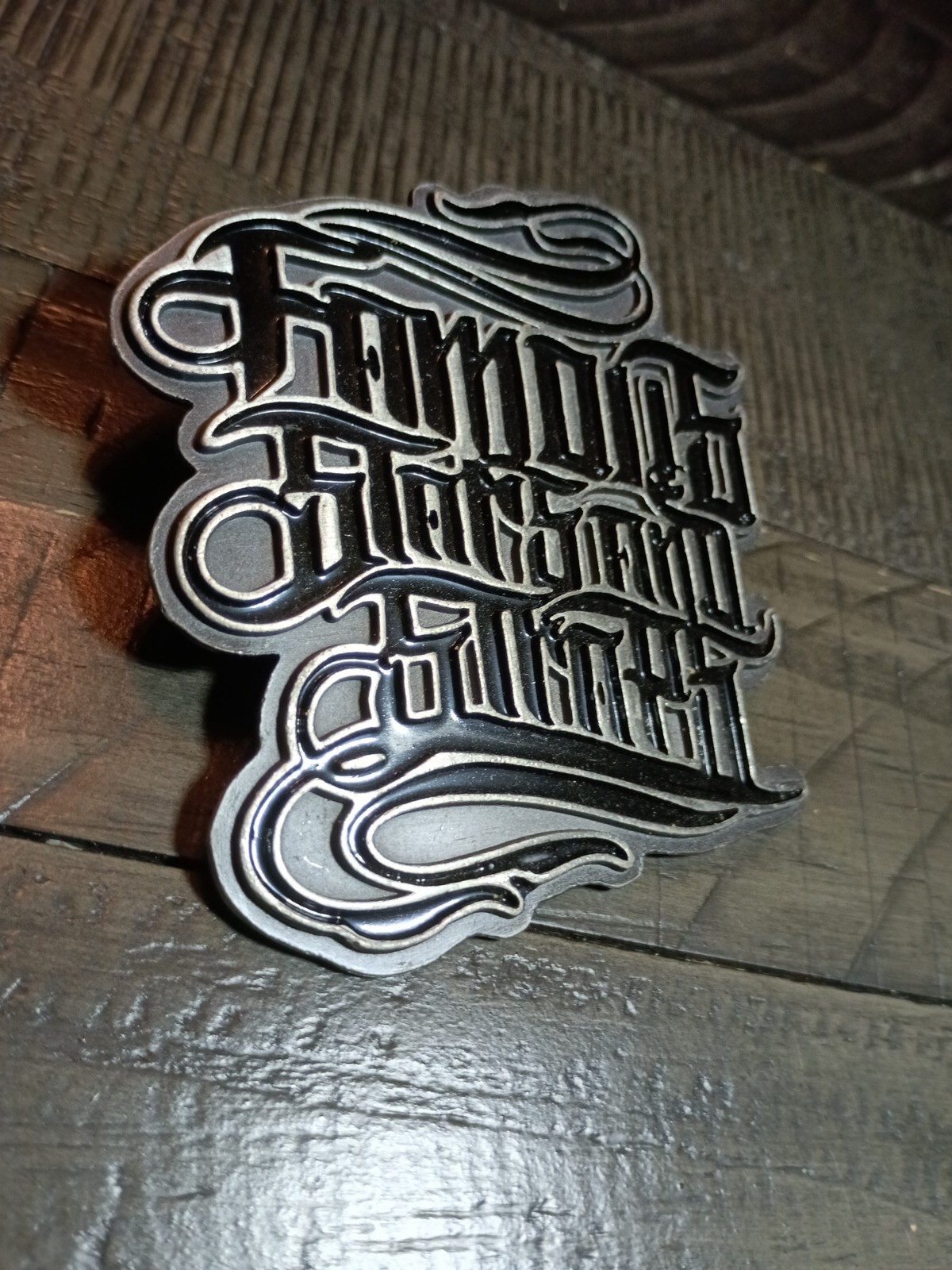 FAMOUS STARS & STRAPS BELT BUCKLE