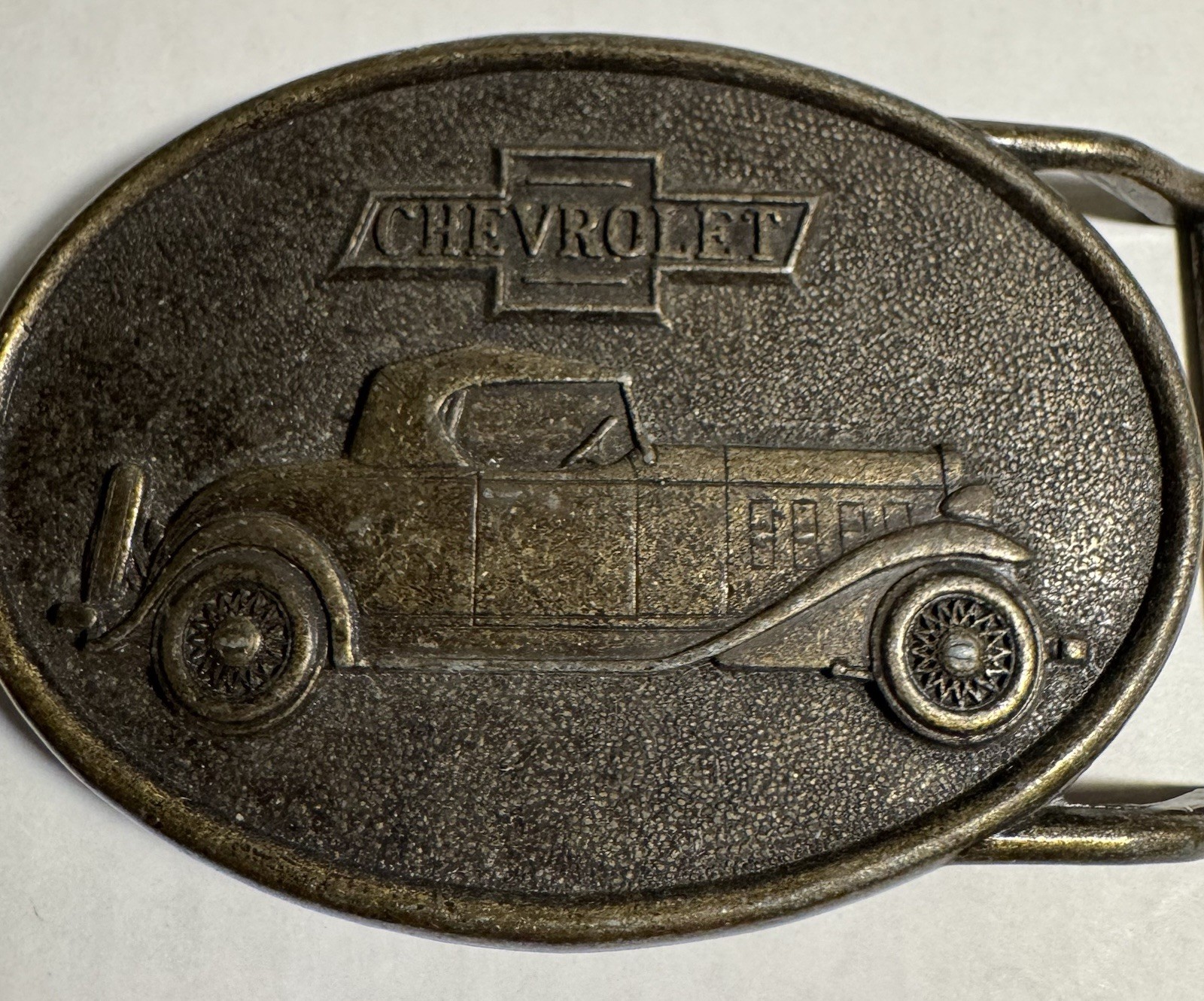 Vintage Chevrolet Bowtie Belt Buckle R.J. Roberts Co Rochester MI 43063 Pewter
