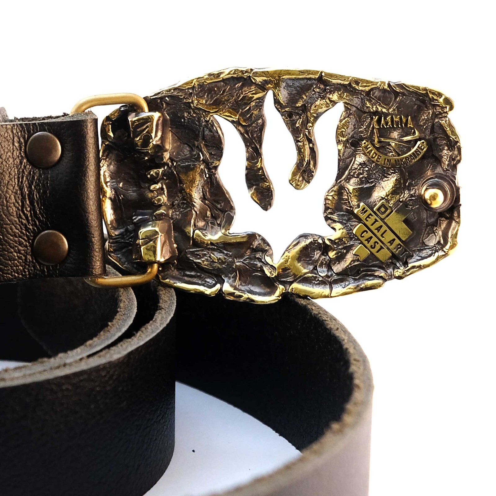 Handmade brass belt buckle Lava Trident, Ukrainian Polygonal Low poly design