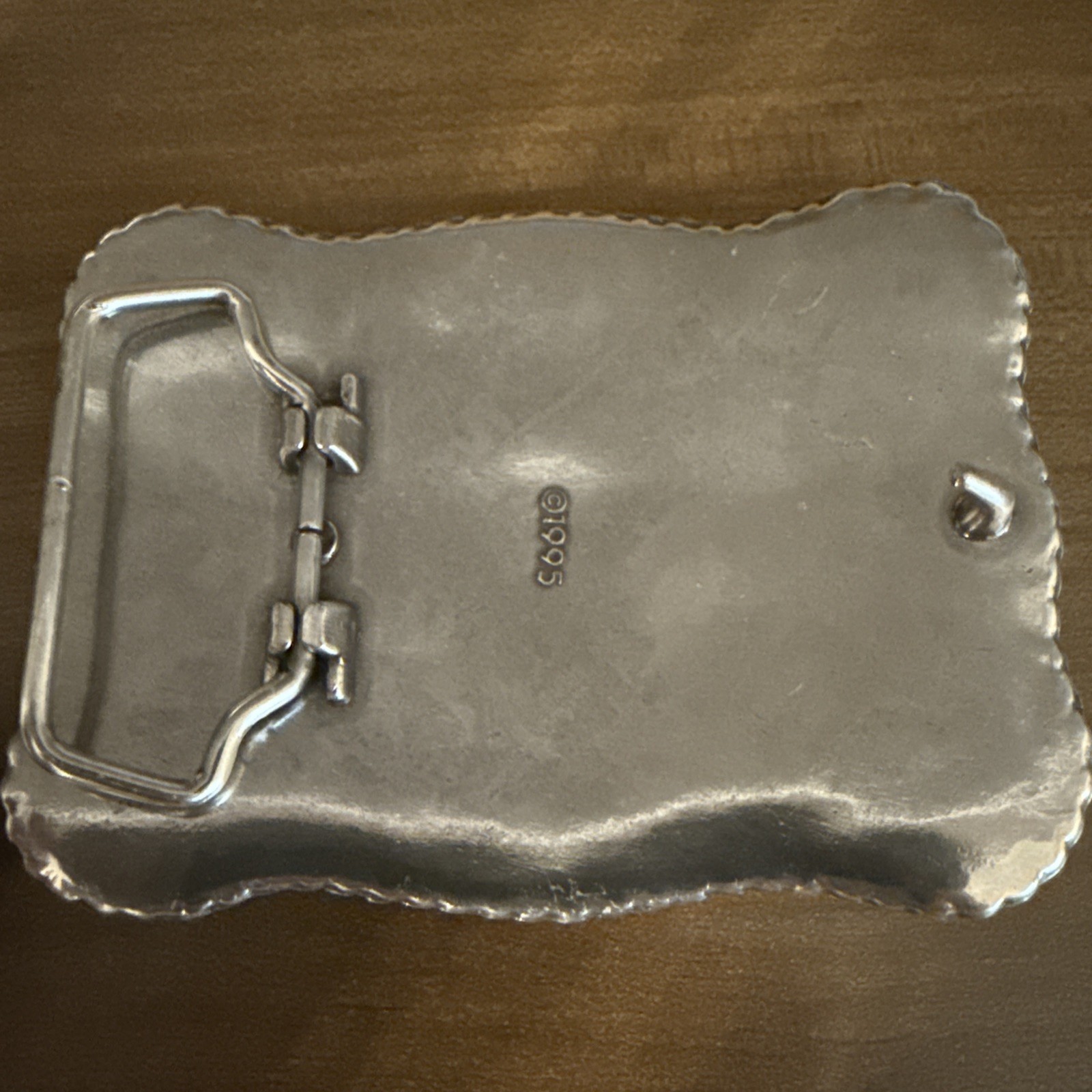 WESTERN STYLE BELT BUCKLE WITH LONGHORN IN THE CENTER