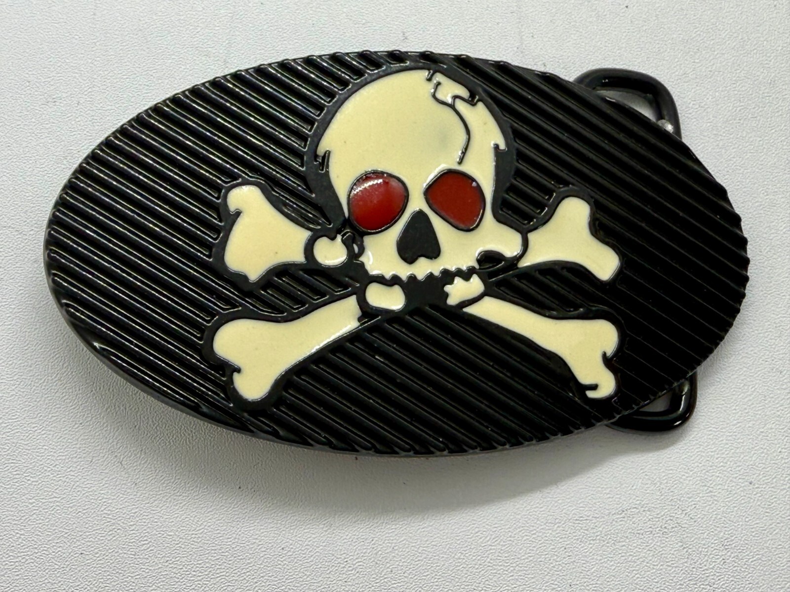 Creepy Red Eyes Skull Crossbones Halloween Gothic Punk Vibe Enameled Belt Buckle