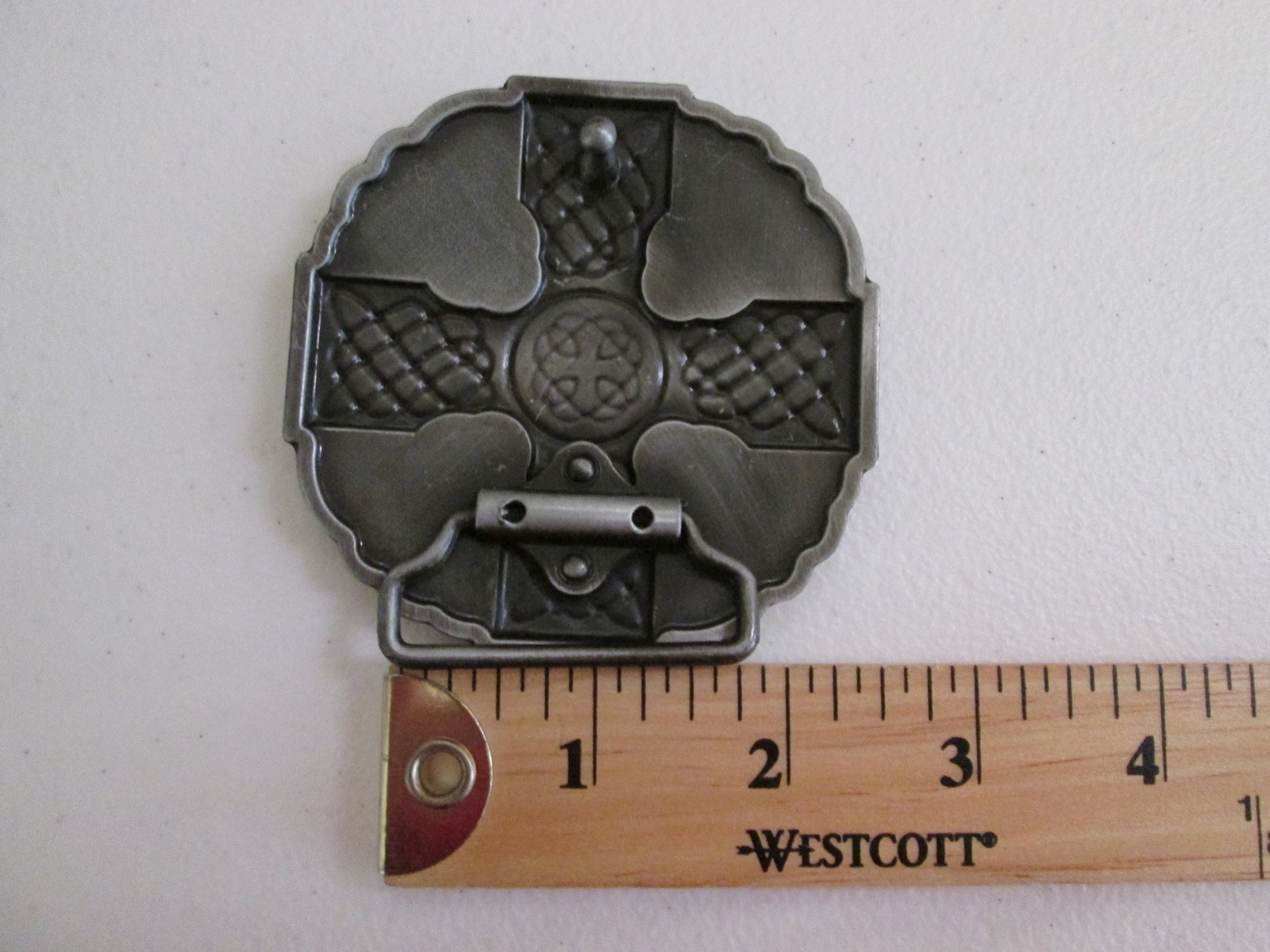 NEW Jean&rsquo;s Friend Belt Buckle Celtic Cross and Intricate knot work dark red
