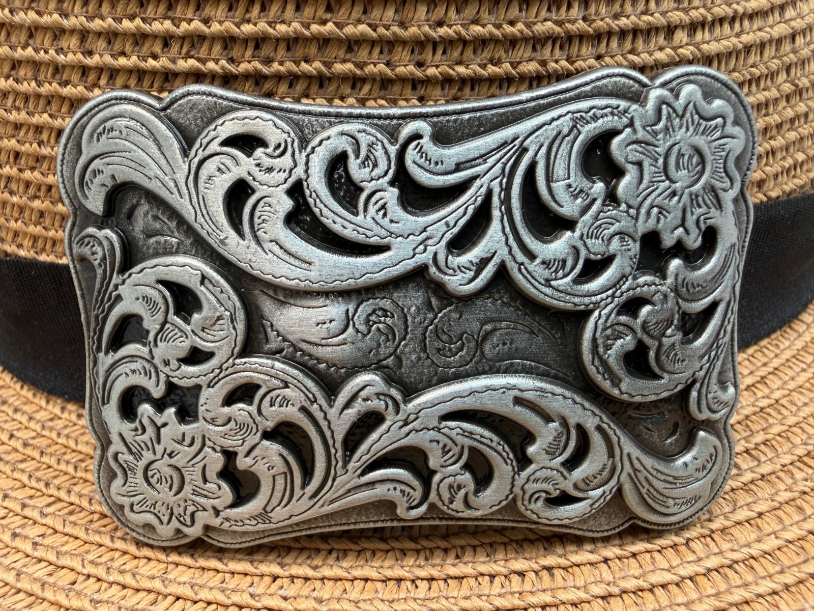 Antiqued Silver Western Cowboy Indian Tattoo Pattern Floral Belt Buckle