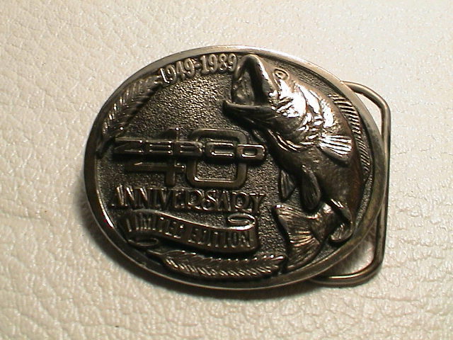 ZEBCO 40 YEAR ANNIVERSARY 1949-1989 3D L.M. BASS FISHING LOOK METAL BELT BUCKLE!