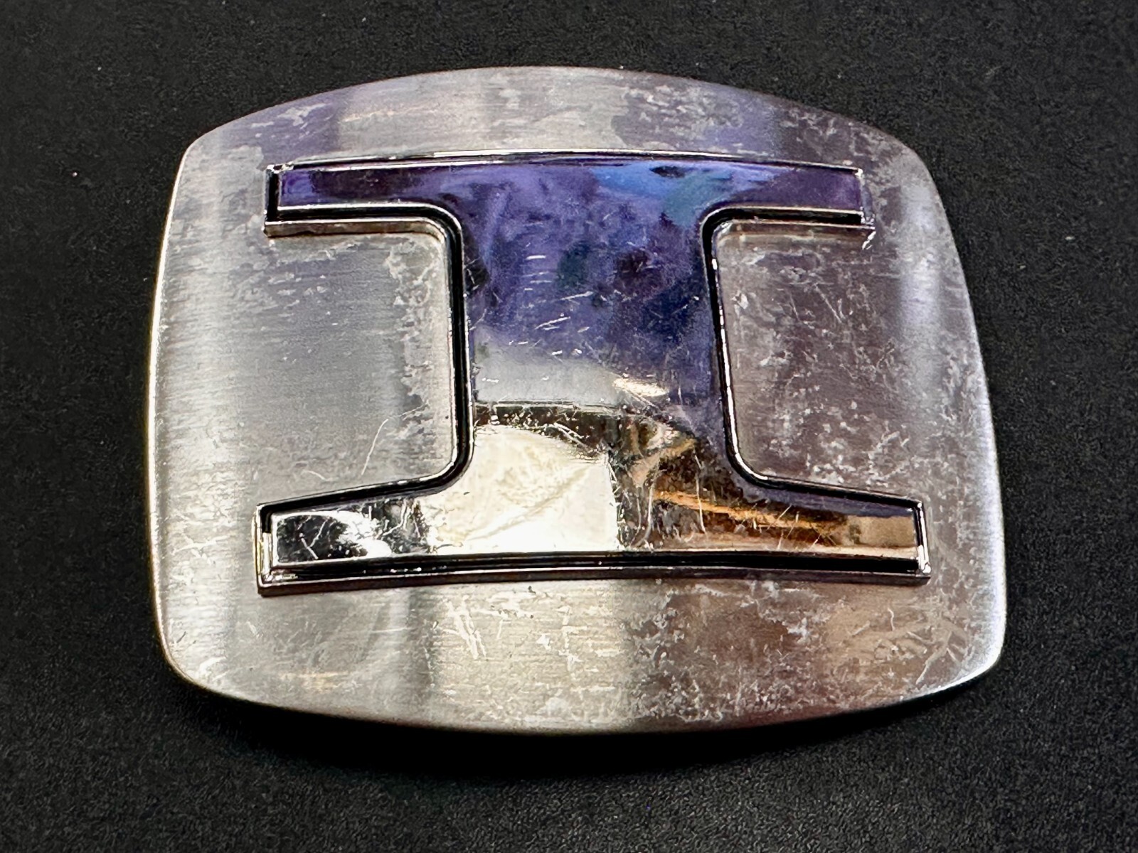 Custom Initial Block Letter I Silver Tone Outlined Reflective Retro Belt Buckle