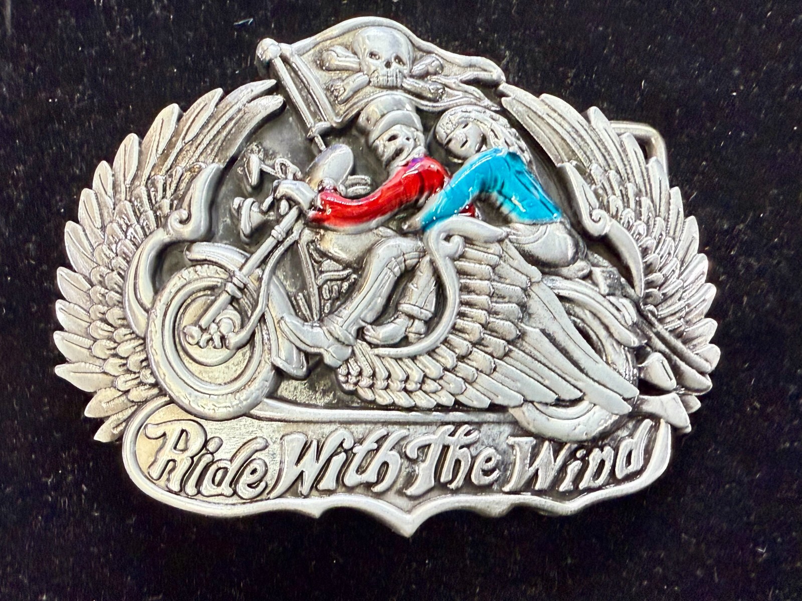 Ride With The Wind Wings Skull Flag Motorcycle Bikers Riders Cutout Belt Buckle