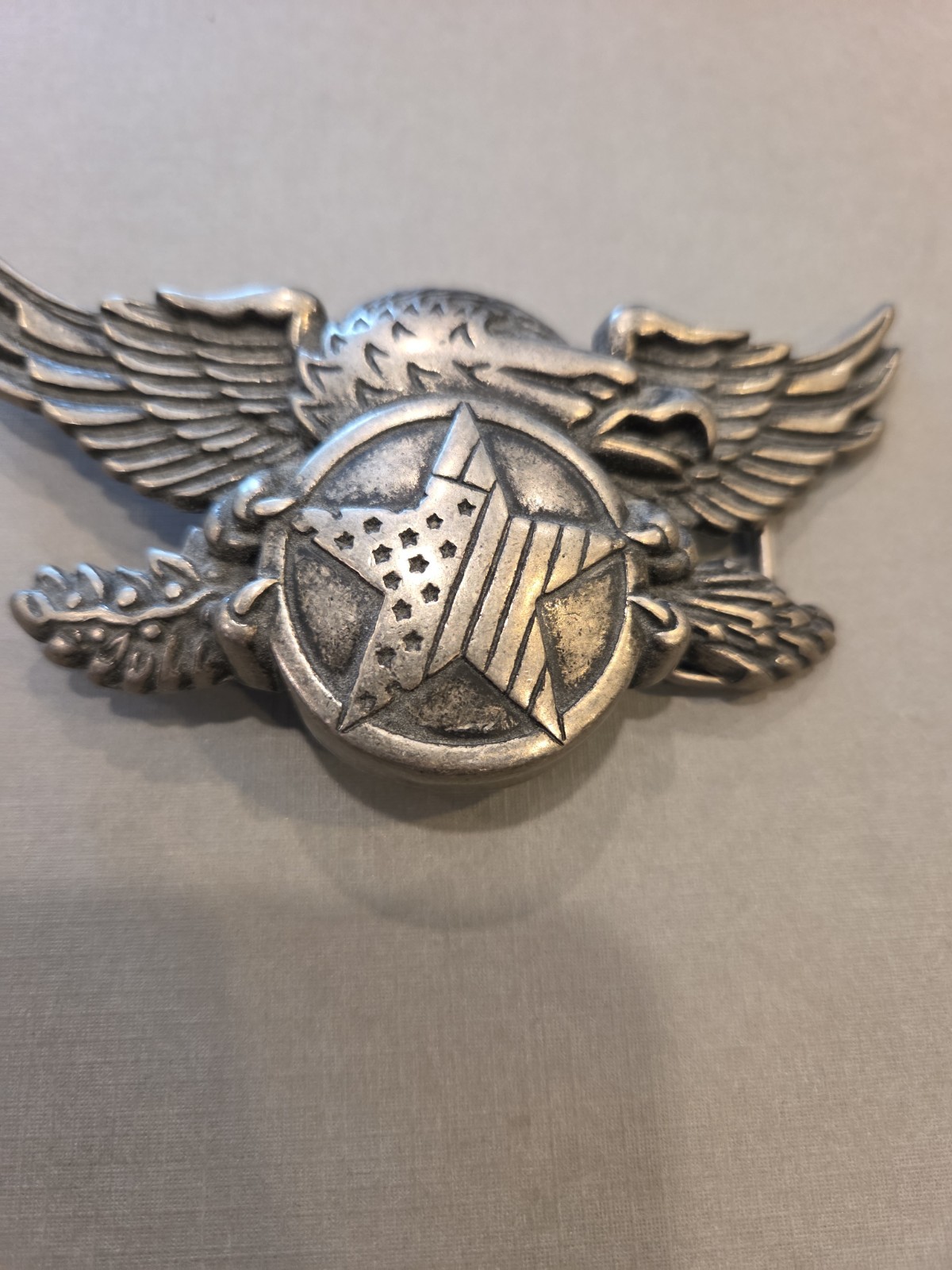 VINTAGE EAGLE WITH WINGS THEME BELT BUCKLE