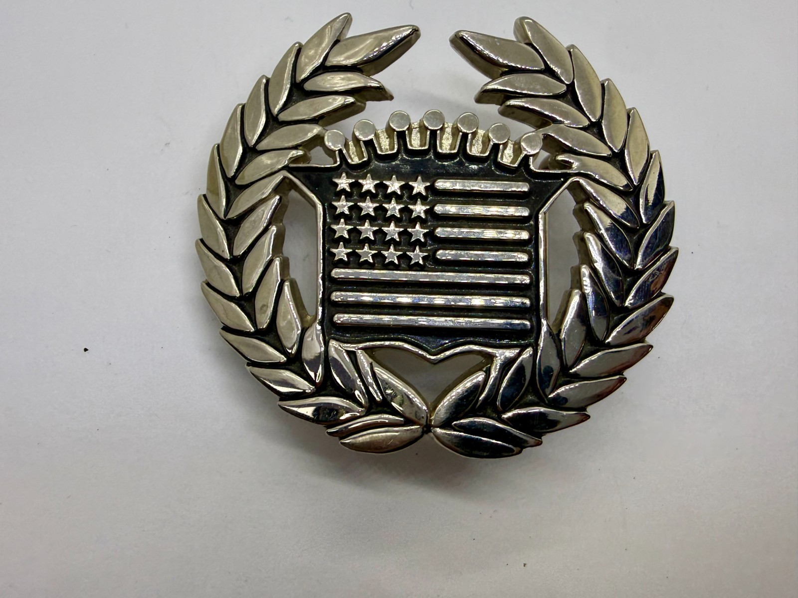 Cadillac Crown Logo Olive Branch Silver Color Famous Stars & Stripes Belt Buckle