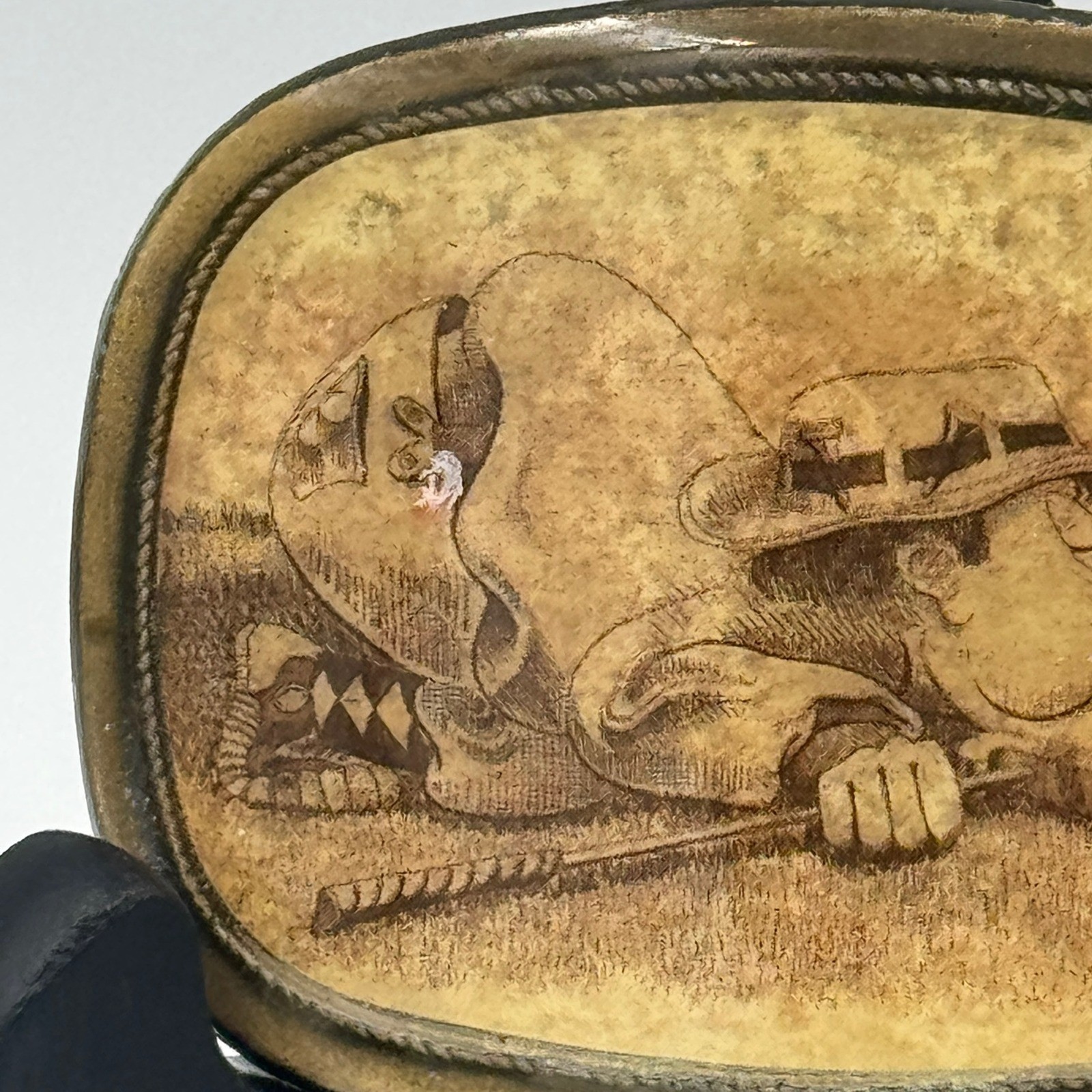 Vintage Golf Humor Scrimshaw Style Belt Buckle Golfer Putting Brass Tone Oval