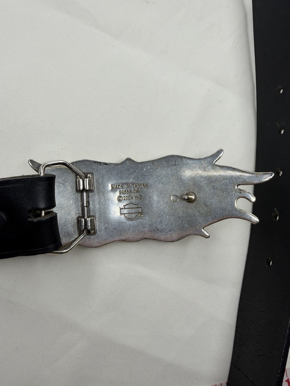 Vtg Y2k Harley Davidson Motorcycles Embossed Belt & Silver Flames Buckle Size 32