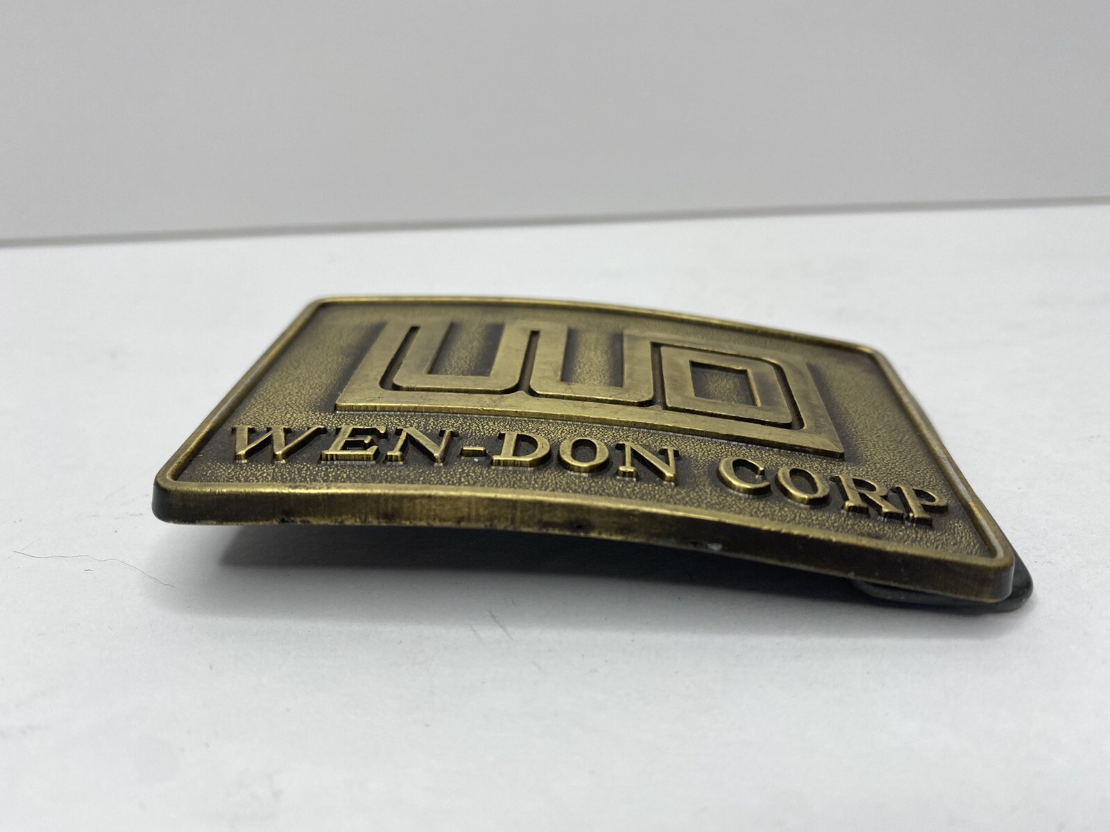 Vintage WEN-DON CORP 3D Belt Buckle 3-1/4&Prime; x 2-1/8” Ray’s Specialty￼