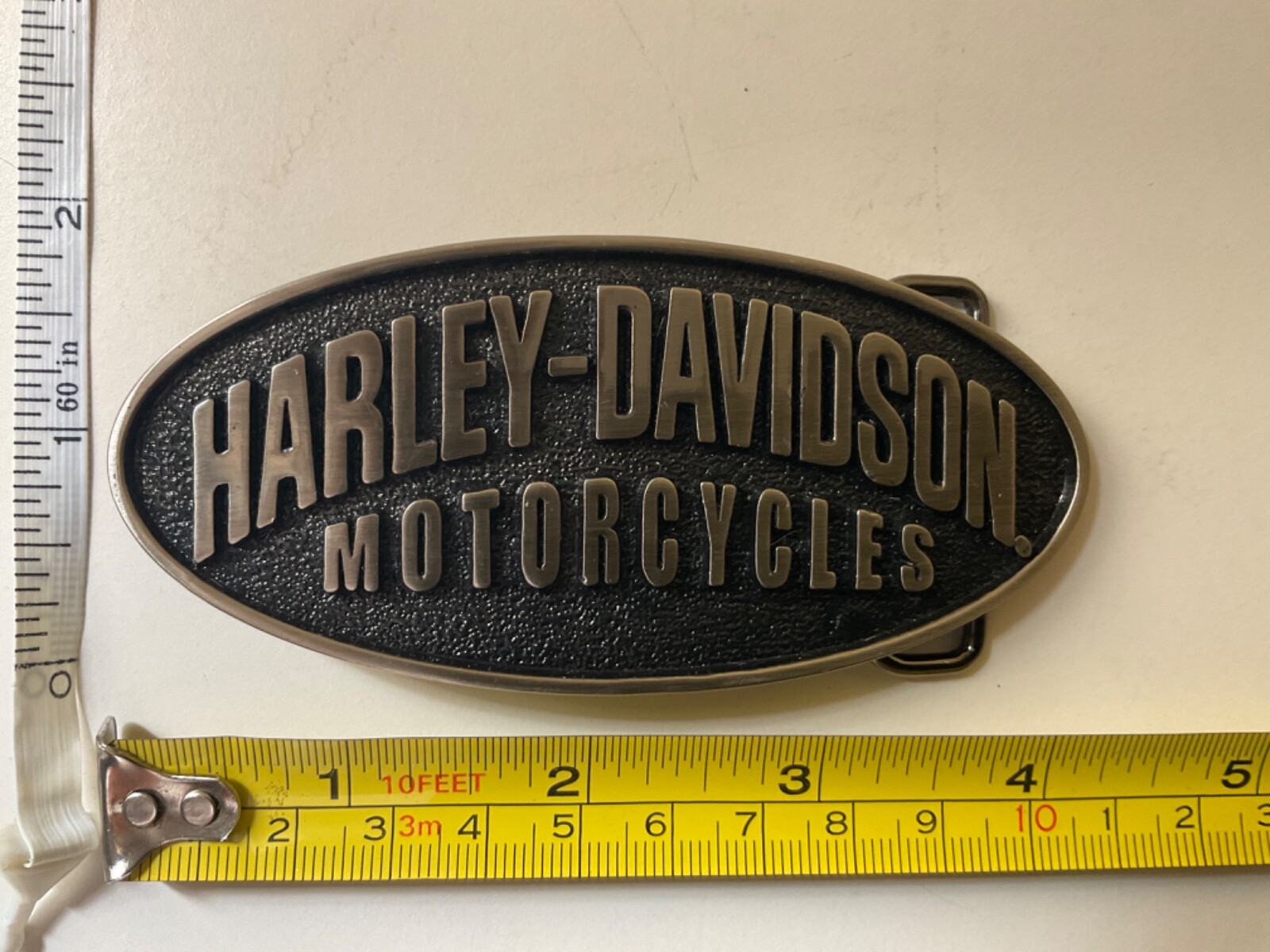 Harley-Davidson men&rsquo;s classic belt buckle.#97880-08VM.Brushed nickel w/ black.