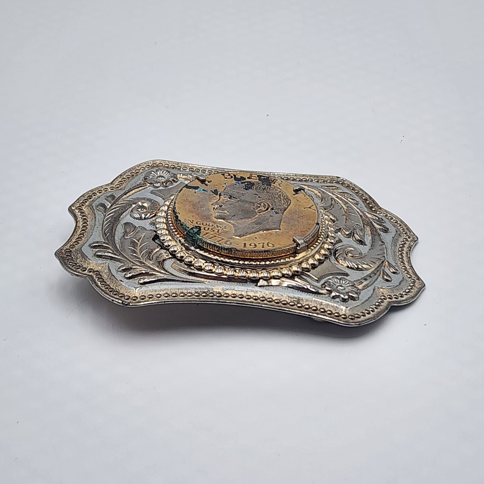 Vintage Eisenhower Dollar Belt Buckle 1776-1976 Bicentennial Gold Silver Tones
