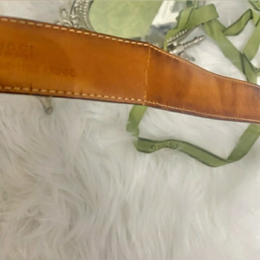 Beautiful Vintage Gucci Brown Suede Leather Belt