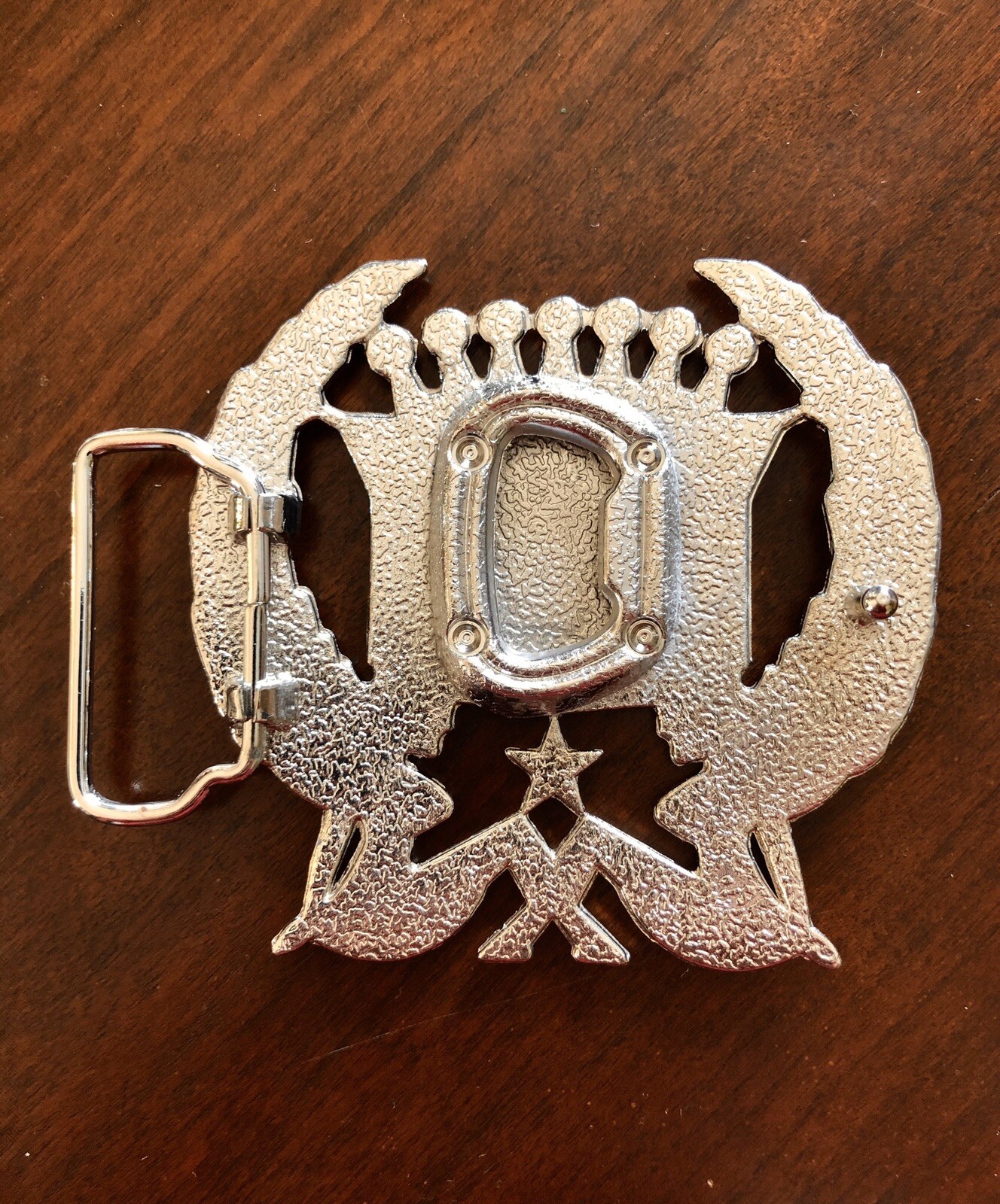 Sexy Mudflap Girls Roman Leaf With Bottle Opener Metal Unisex Men’s Belt Buckle