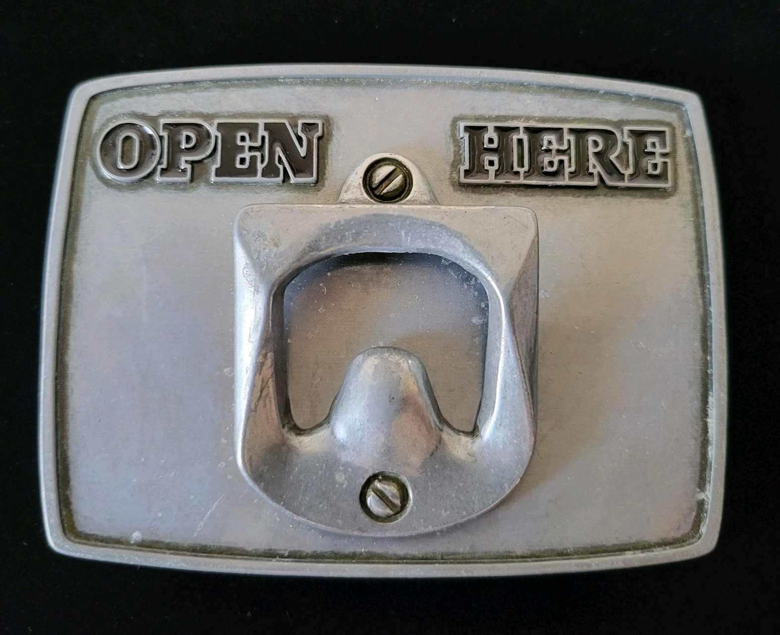 Bottle Opener Belt Buckle « OPEN HERE » Large Functional Buckle 3.75&Prime; Fits To 1.6&Prime;