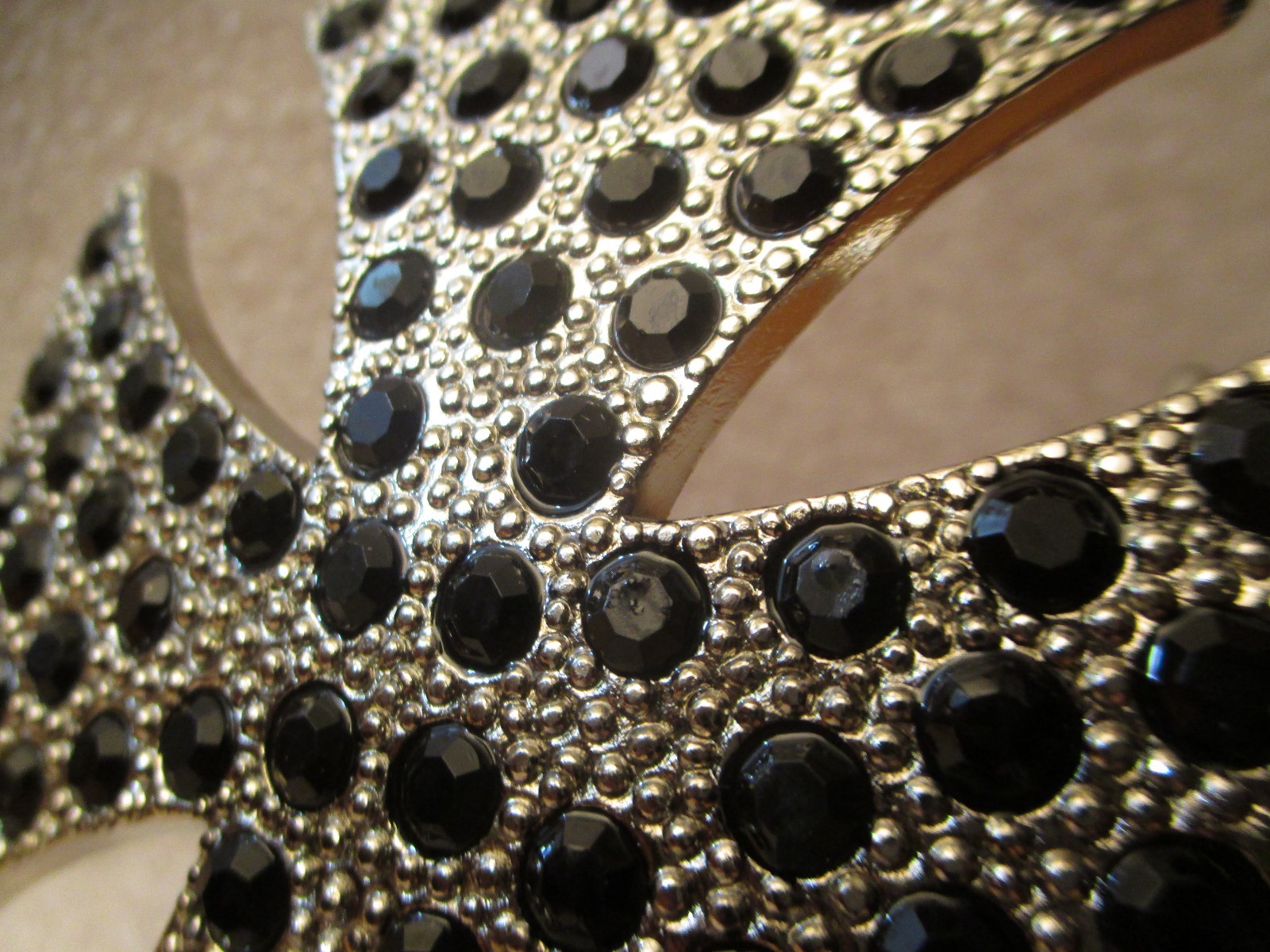 NEW RHINESTONE EMBELLISHED IRON CROSS BELT BUCKLE 3 X 3 VIC-THOR1