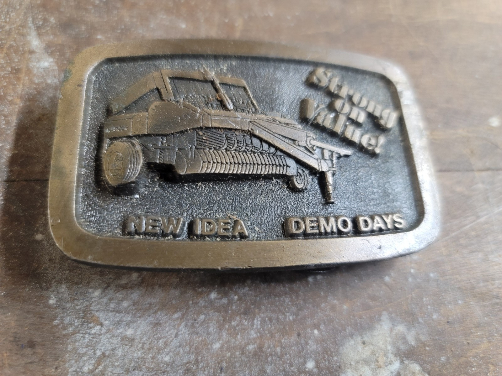 New Idea Demo Days Strong on Value! Farm Machinery Belt Buckle Spec Cast Inc.
