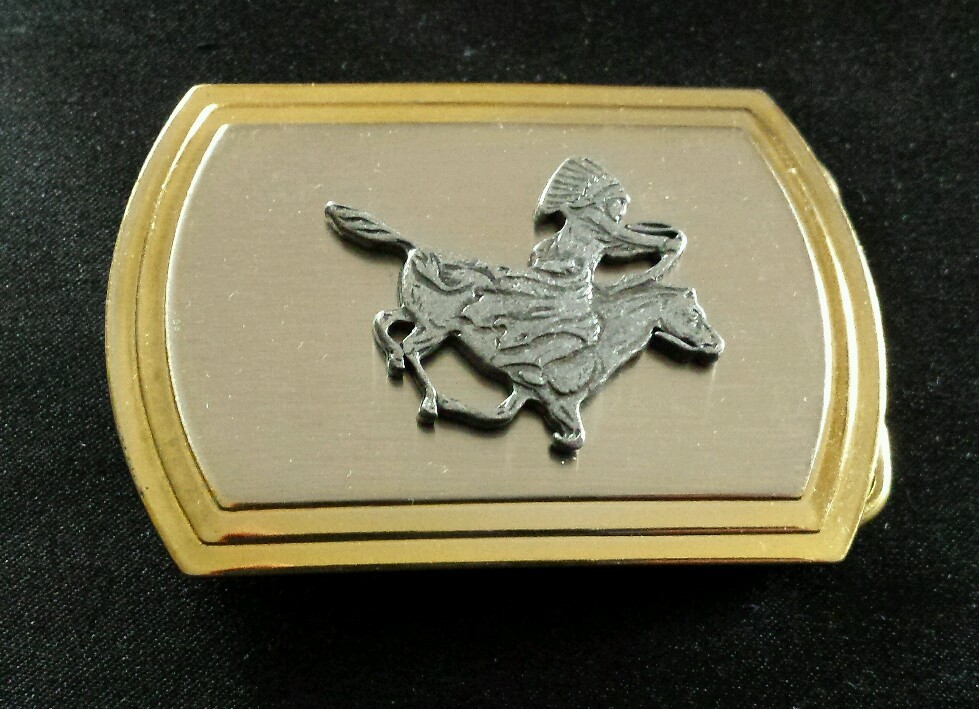 MOUNTED NATIVE AMERICAN WARRIOR HUNTER HORSE BOW & ARROW WESTERN BELT BUCKLE