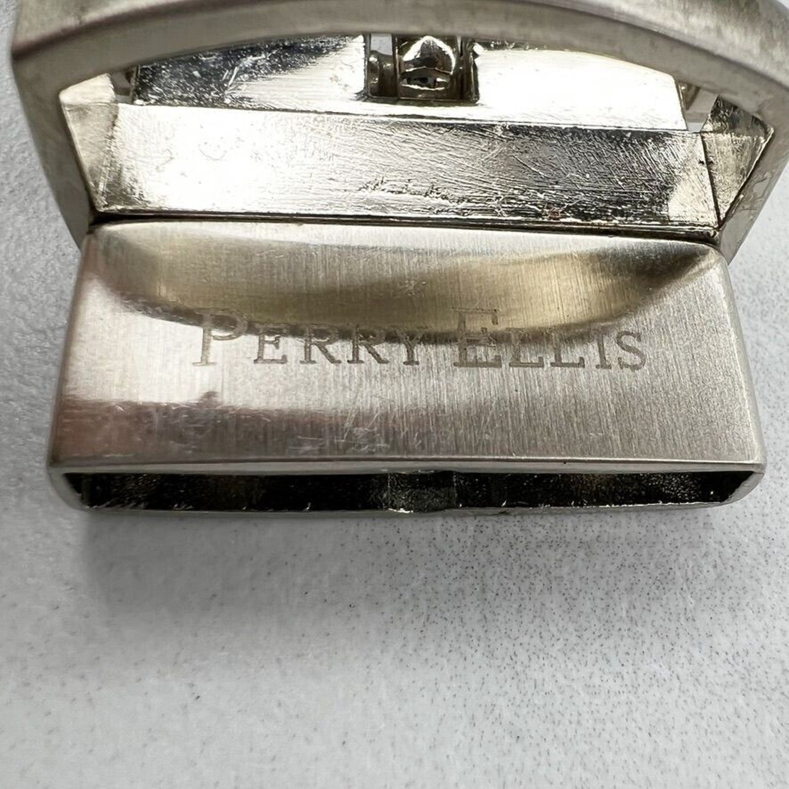 Perry Ellis Reversible Silver Tone Simple Basic Belt Buckle