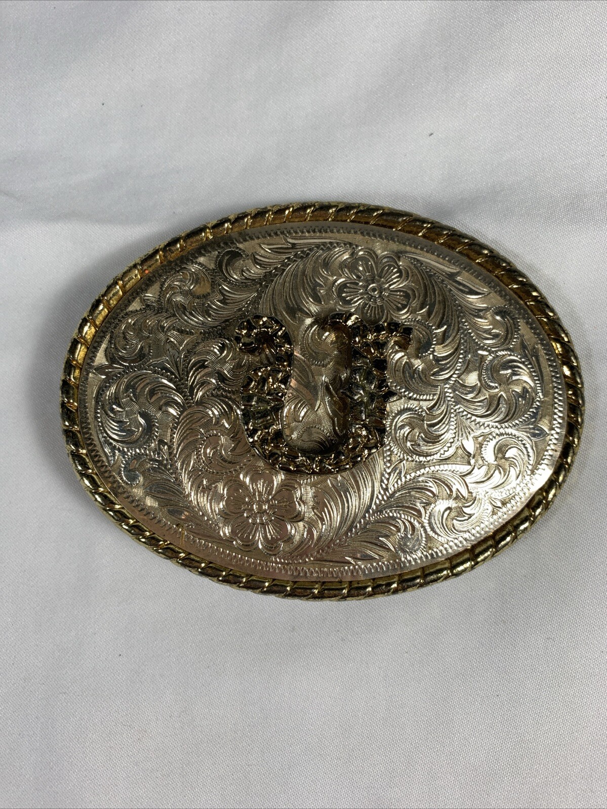 Letter “U” Belt Buckle Western Cowboy Casual Fashion Style Silver/Gold 3 3/4&Prime;