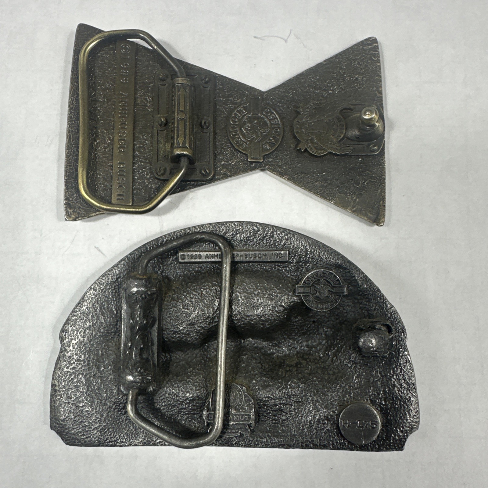 2 Belt buckles Budweiser Clydesdales USA Bergamot Great American 1989