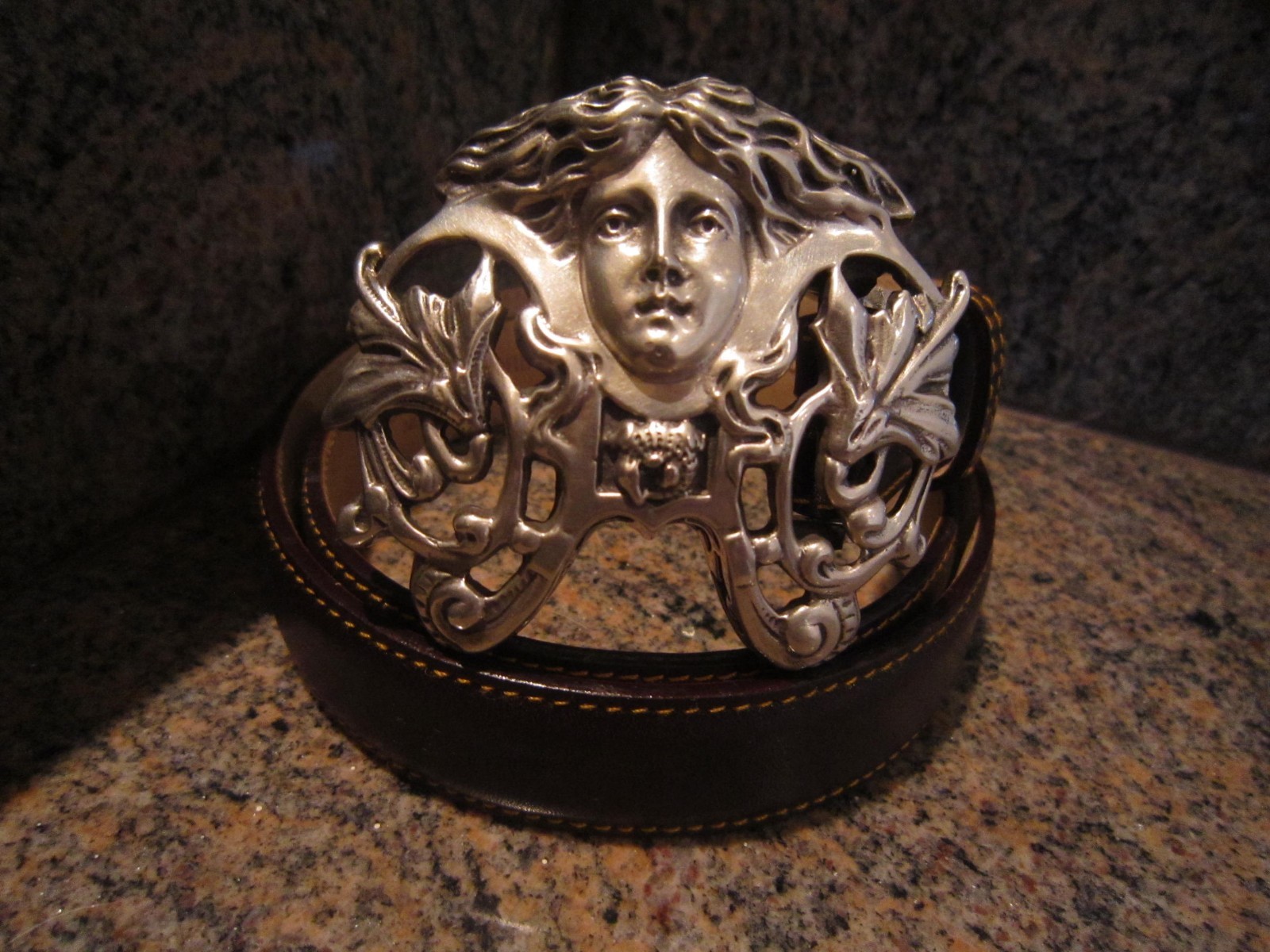 RARE! LIMITED! KIESELSTEIN MEDUSA BELT BUCKLE AND BROWN LEATHER BELT SIZE 2