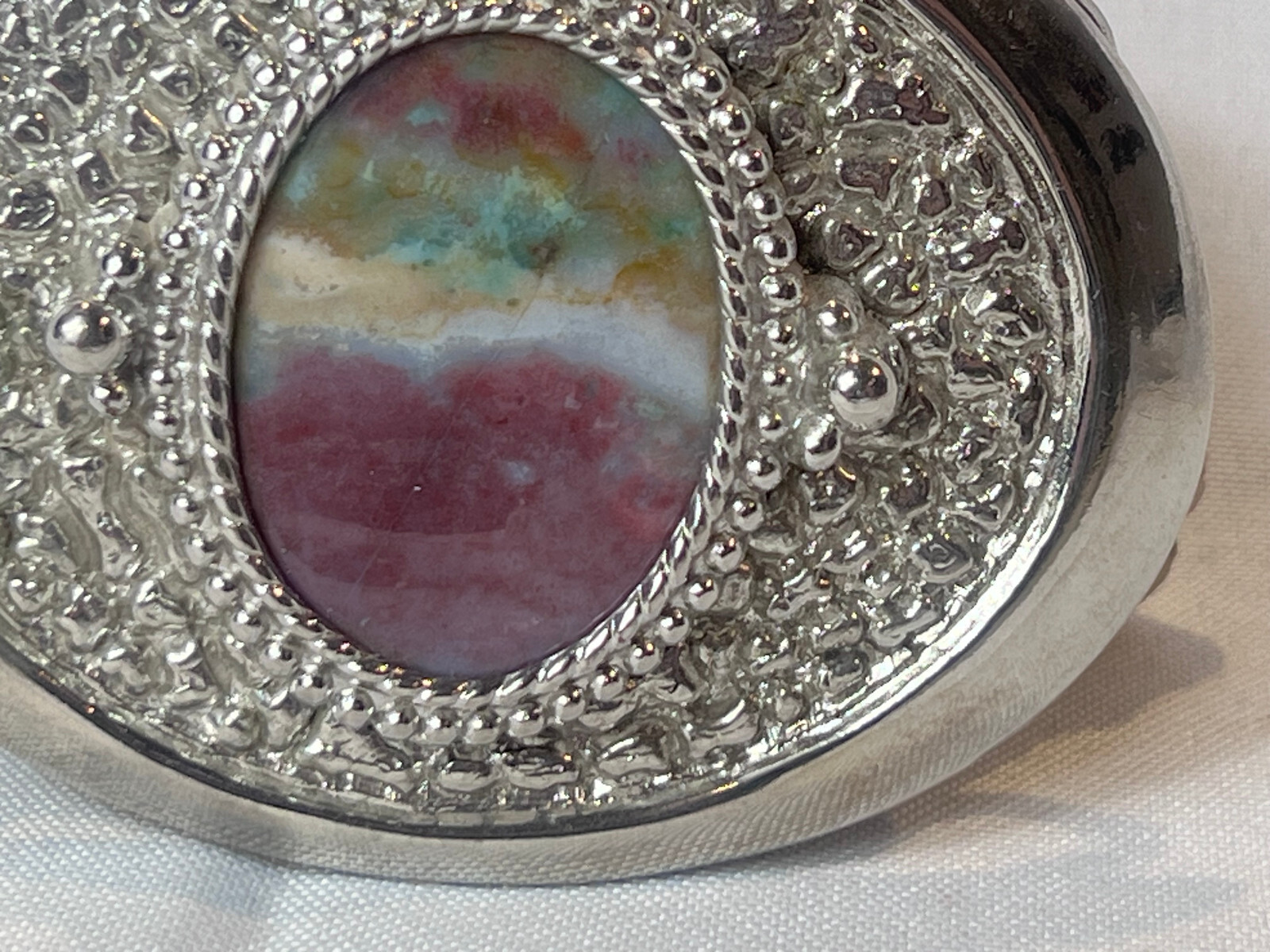 Vtg Western Style Belt Buckle Silvertone And Polished Flat Multicolor Stone