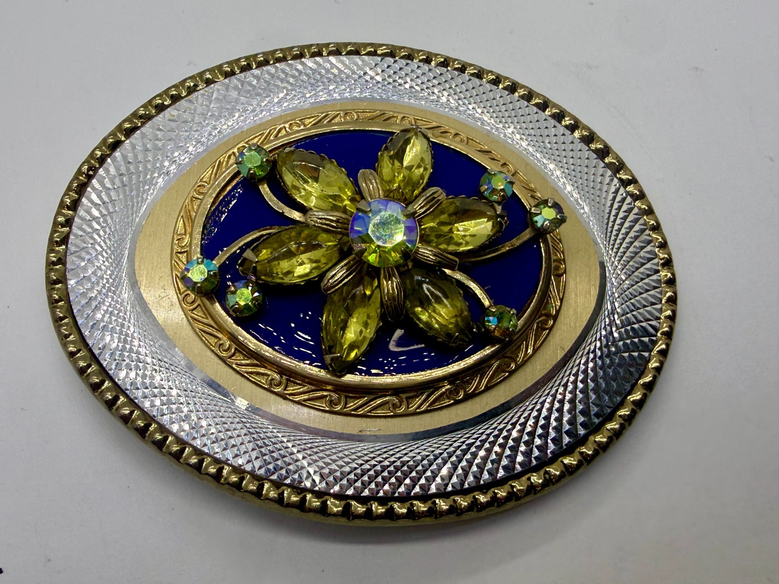 Flower Rhinestone Accented Floral Theme Etched Artisan Ladies Belt Buckle W USA