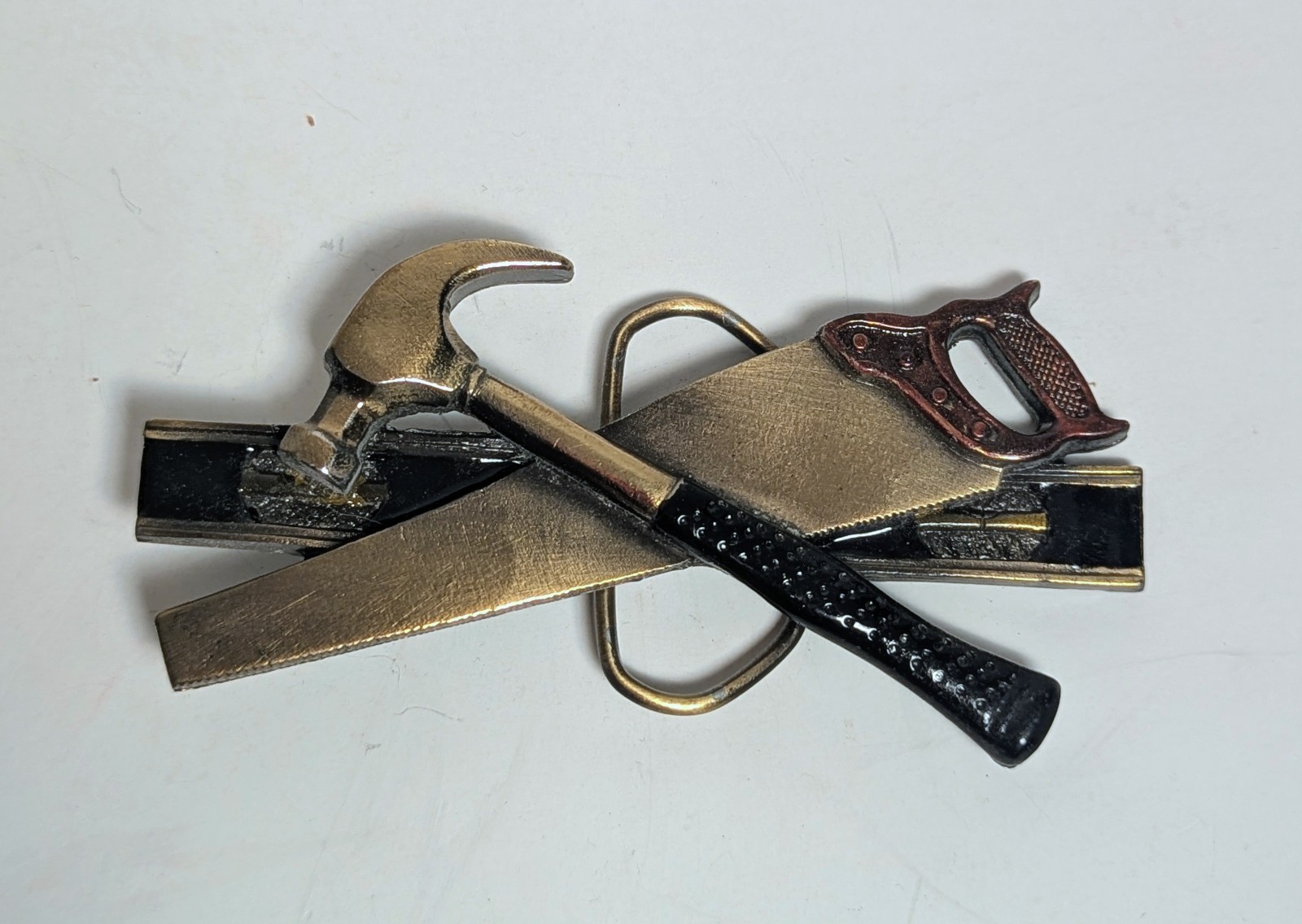 Vintage Metal Carpenter Belt Buckle (Made In USA) – Tools Hammer & Saw