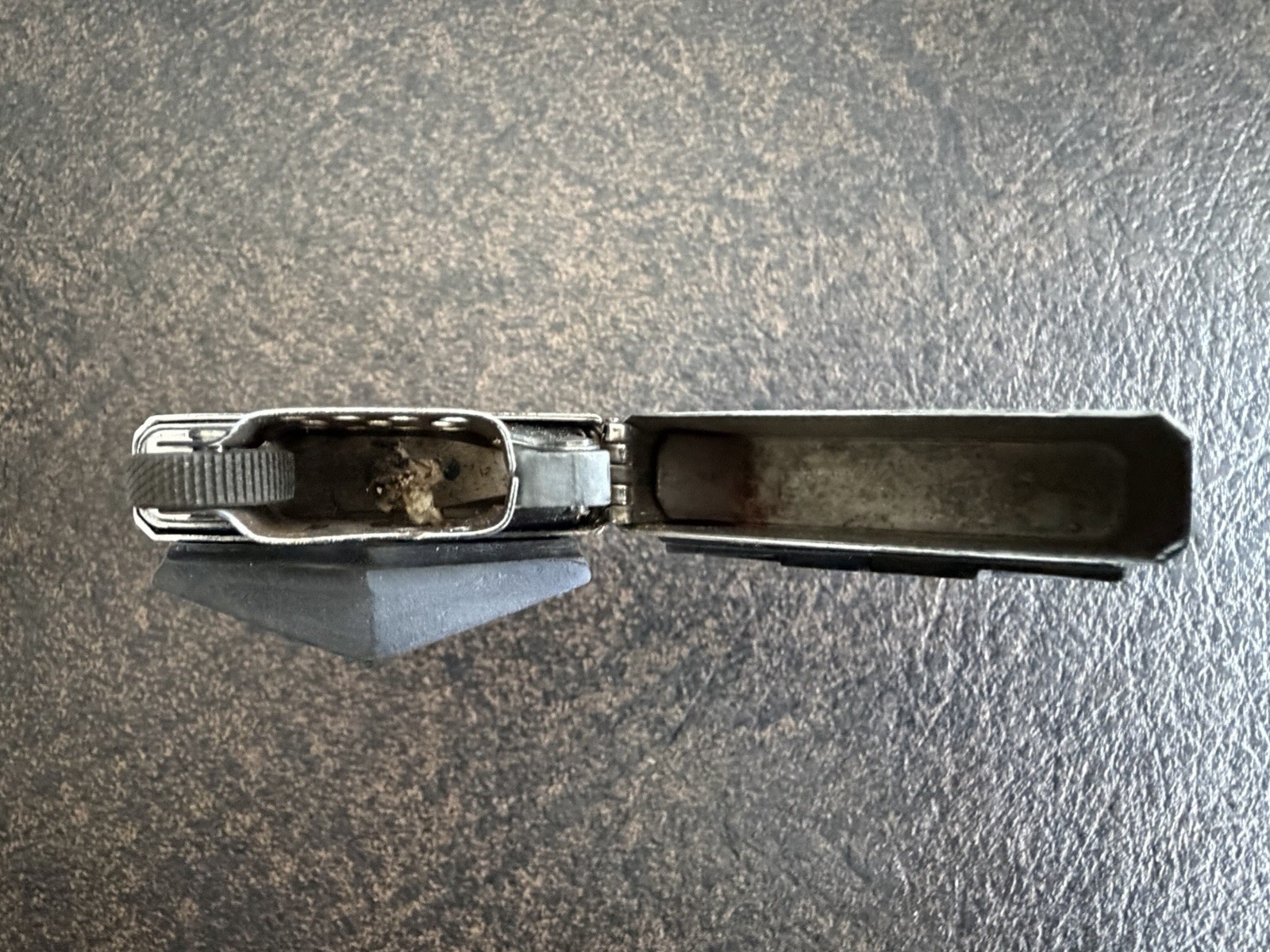 HEAVY METAL BELT BUCKLE LIGHTER SKULL CROSSBONES STARS BOTTLE OPENER VTG ROCK