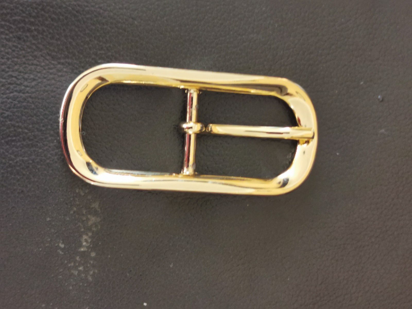BELT BUCKLES 10993 2.5&Prime;X1&Prime; Gold Plated Made in Italy