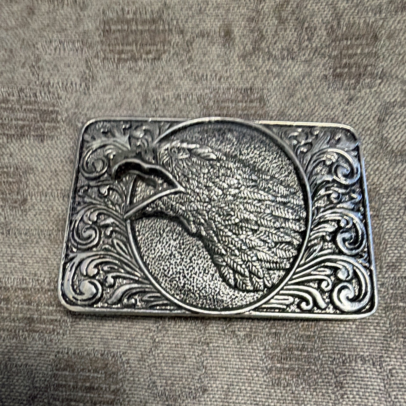 Men&rsquo;s Western Eagle Belt Buckle, Silver Tone Metal Engraved Rectangular 1.5in