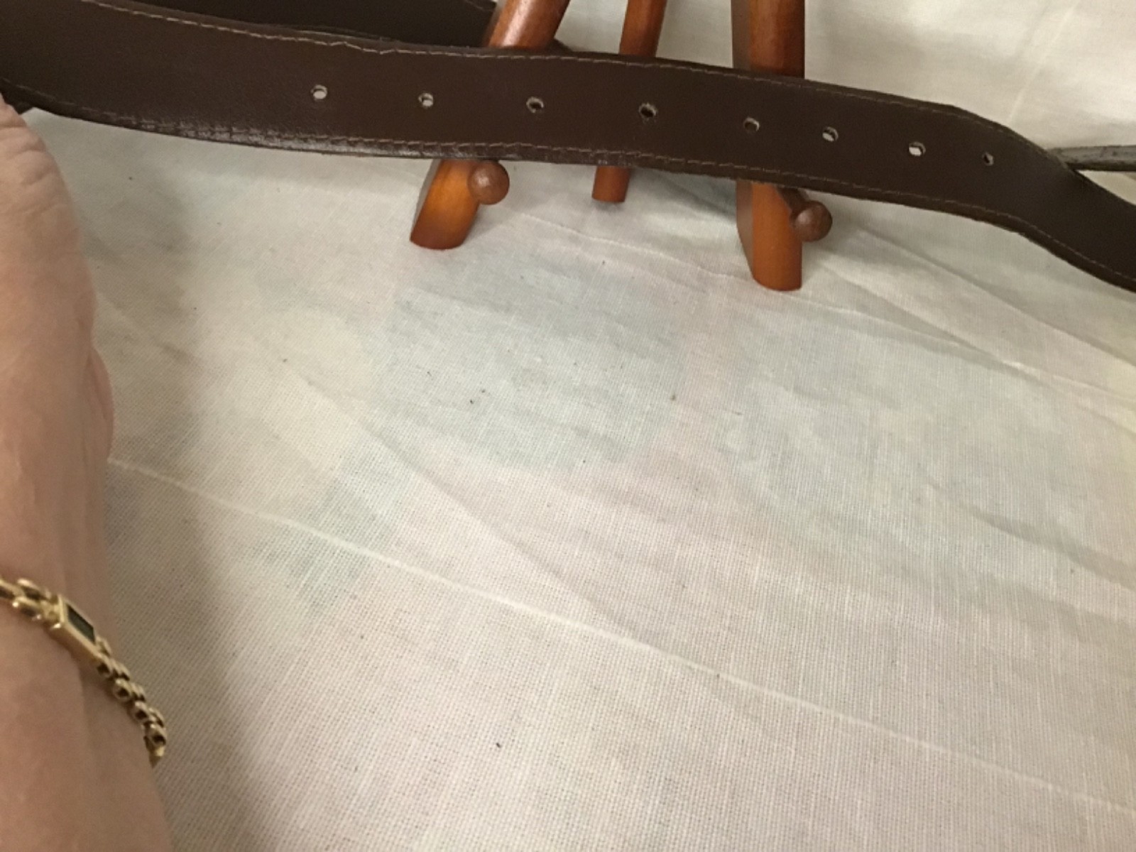 Yacare Industrias Argentinas Belt. Metal Buckle Genuine Alligator Skin 46” x1”
