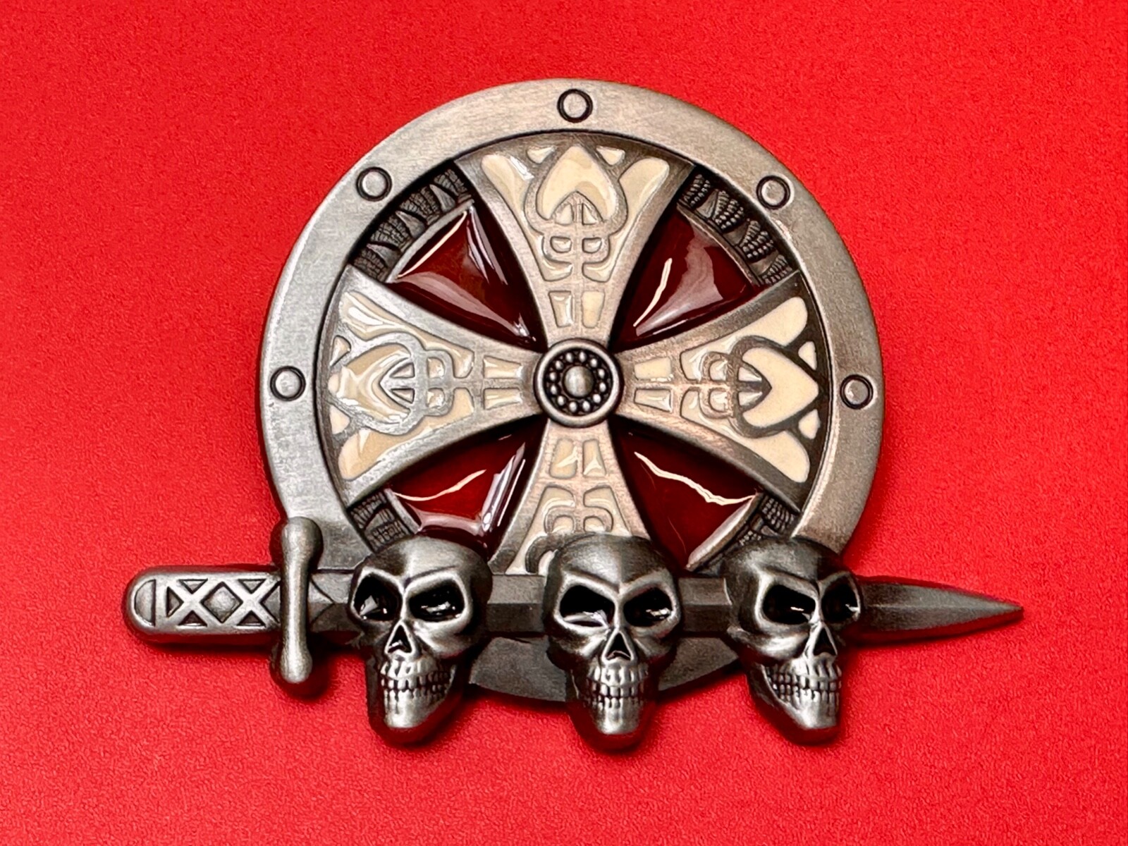 Three Skulls With Sword Through Heads On Iron Cross Round Nos Belt Buckle
