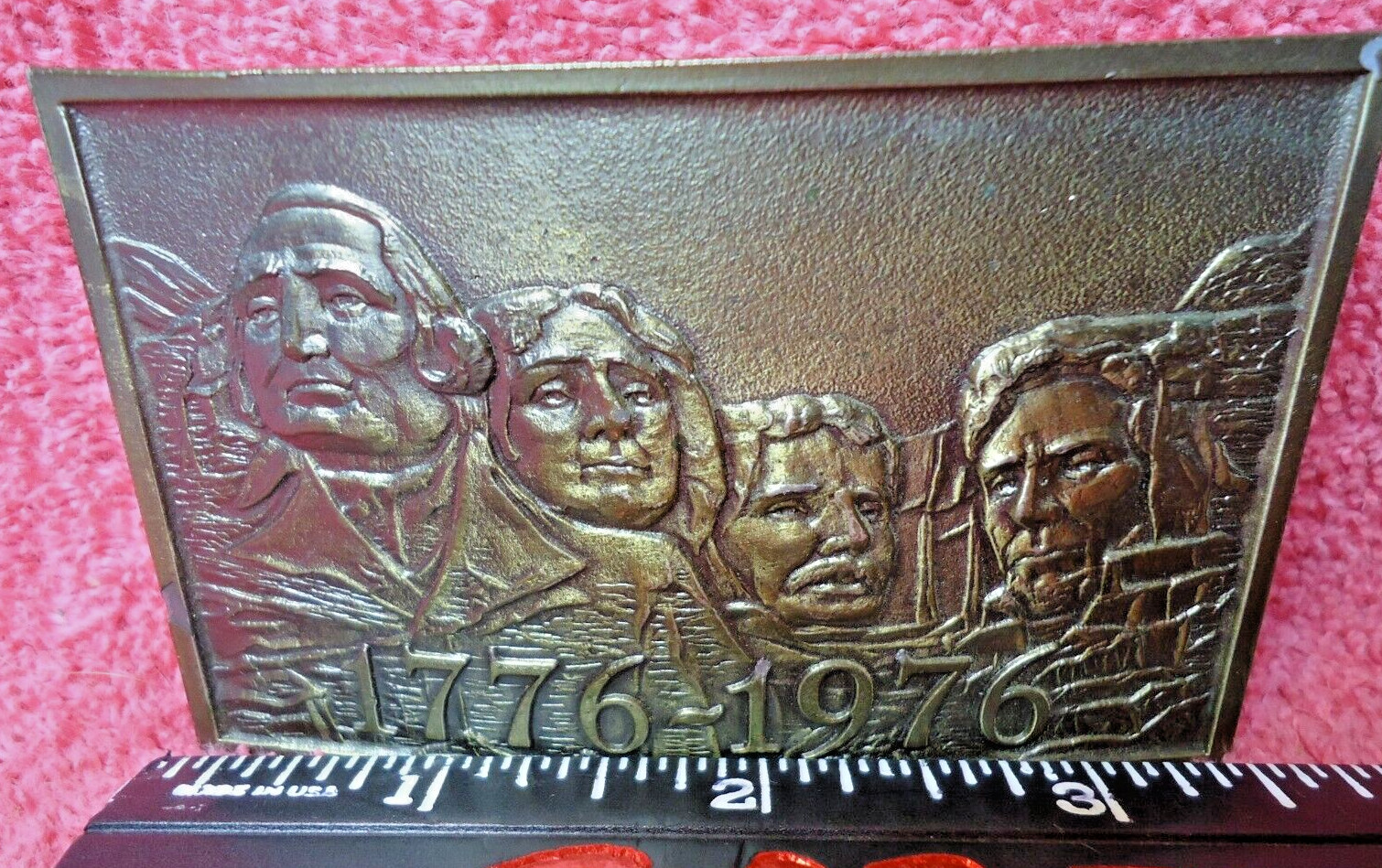Bicentennial Belt Buckle Mount Rushmore 1776-1976 Lewis Buckle Co Chicago 1975