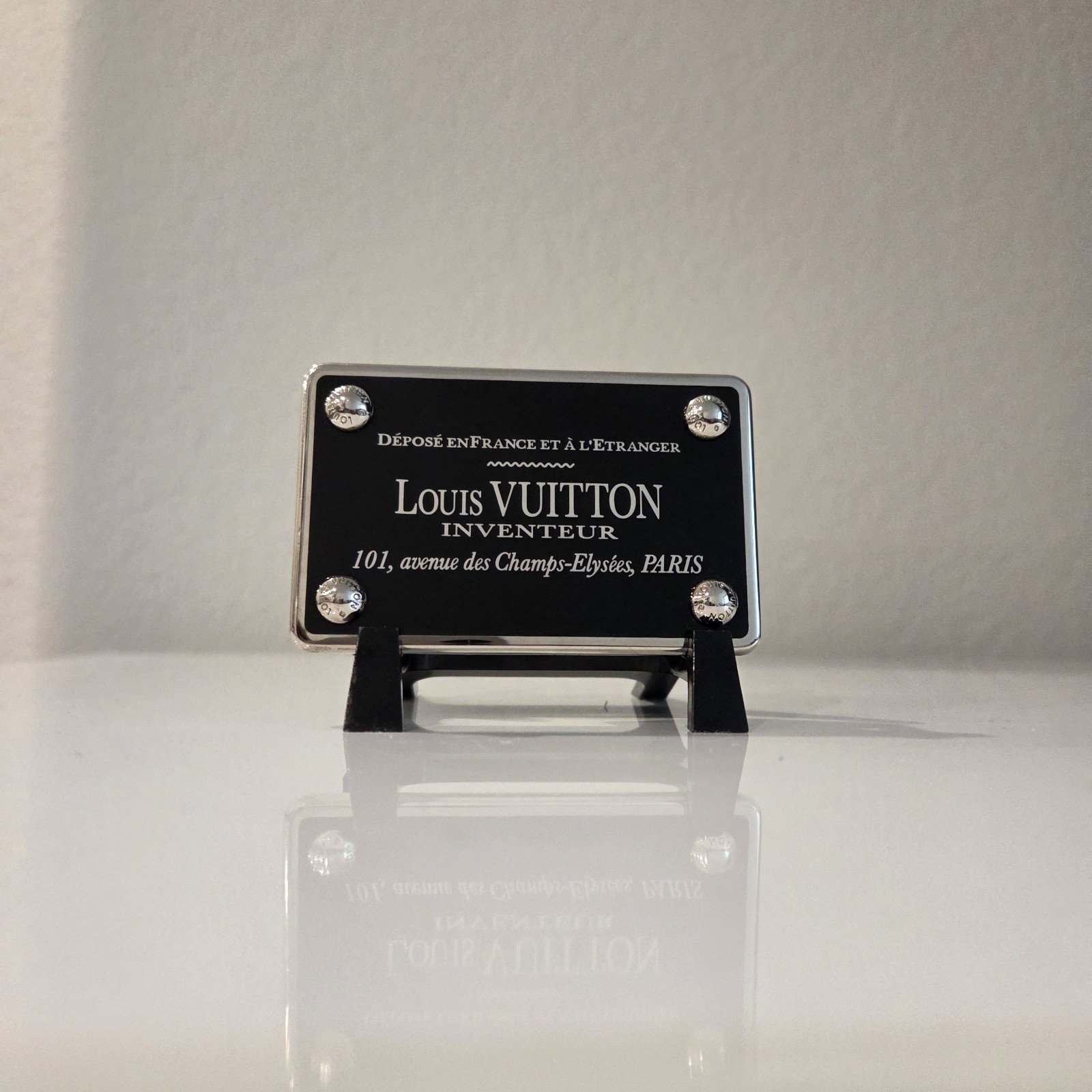 Louis Vuitton Inventeur Belt Buckle Missing Screw Black Silver