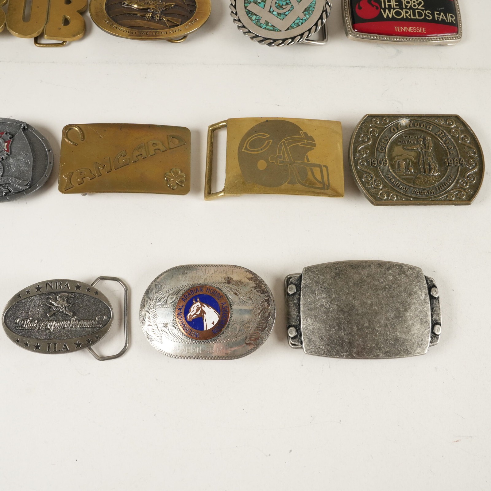 19x Vintage & Modern Belt Buckles w/ Various Themes 32313