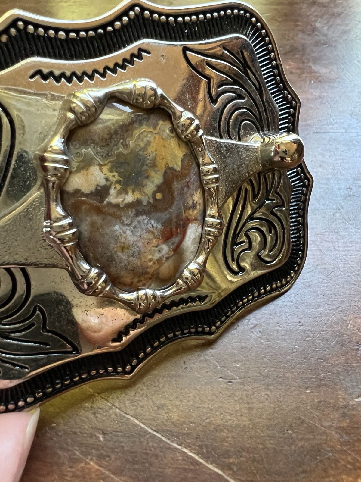 Men’s Rectangular Belt Buckle With Oval Stone