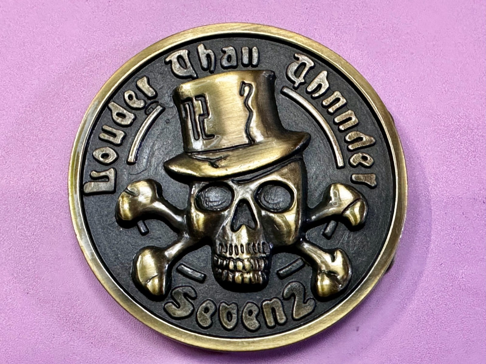 Louder Than Thunder Seven 2 Skull Head Hat Crossbones Gothic Punk Belt Buckle