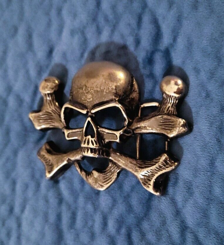 3-D Pirate Skull & Cross Bones Metal Belt Buckle – NEW