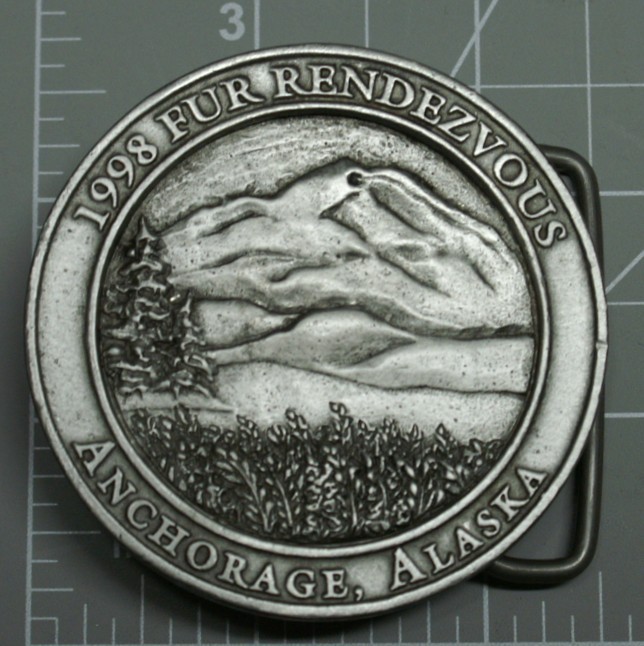 1998 Fur Rondy Rendezvous Belt Buckle Pewter Mt. Mckinley Denali Alaska A72