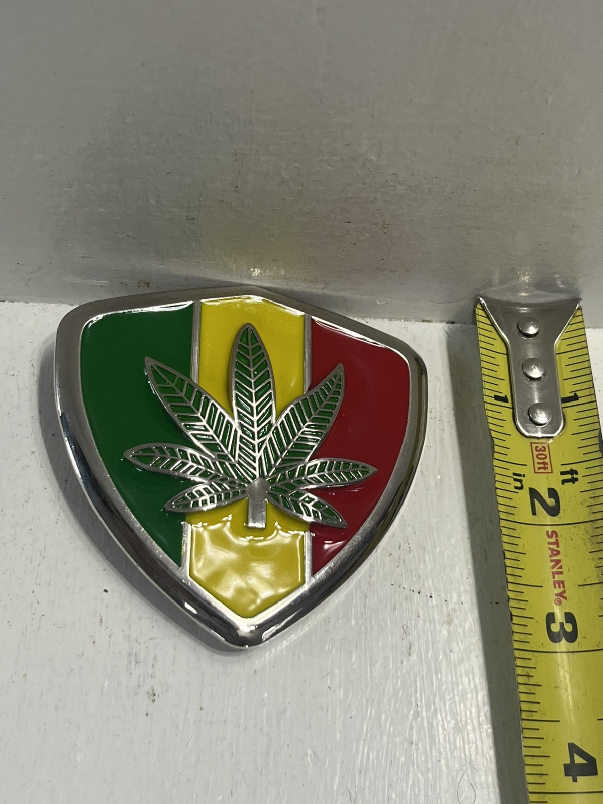 – Belt Buckle Free Shipping Marijuana Leaf Jamaica Themed Pot Weed