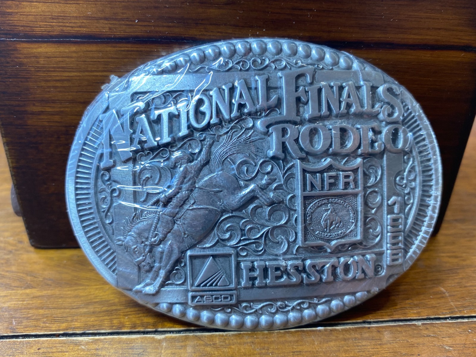 Hesston Wrangler 1998 Silver Tone NFR National Finals Rodeo Oval Belt Buckle VTG