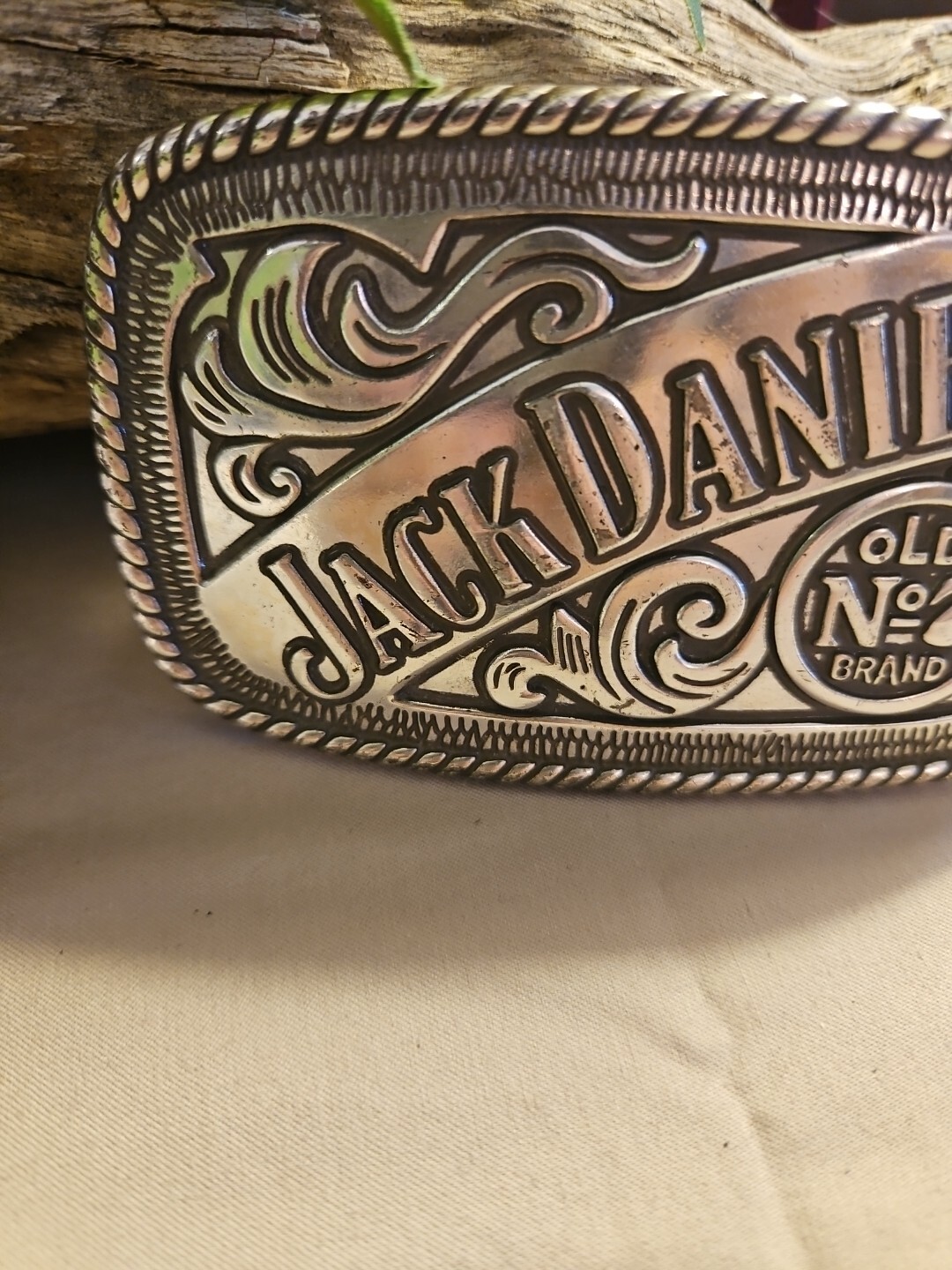 TC13138 Really Great Sha2005 **JACK DANIEL&rsquo;S OLD NO. 7 BRAND** BOOZE BELT BUCKLE