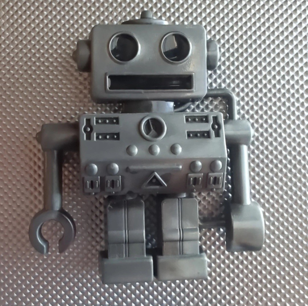 RETRO ROBOT robotic 80s 90s Metal Figural Belt Buckle novelty Buckle