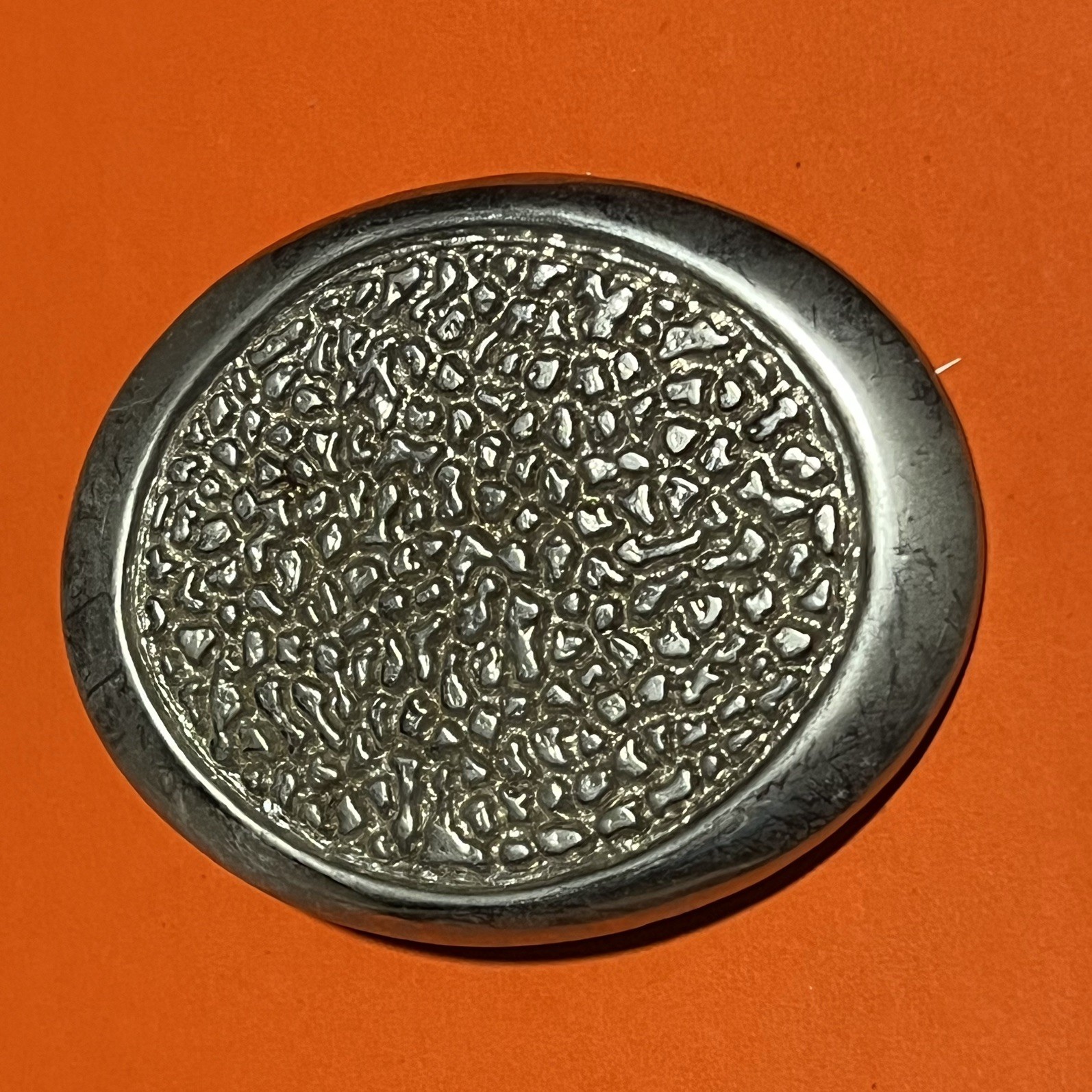 VTG Silver Tone Oval Textured Hammered Metal Belt Buckle 2113 Western Mens B21