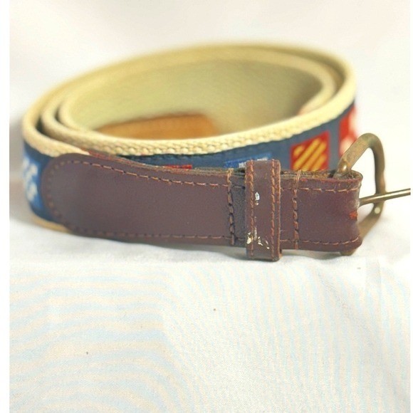 Navy & Cream Nautical 36 Signal Flag Webbed Belt measures 40&Prime; brass buckle