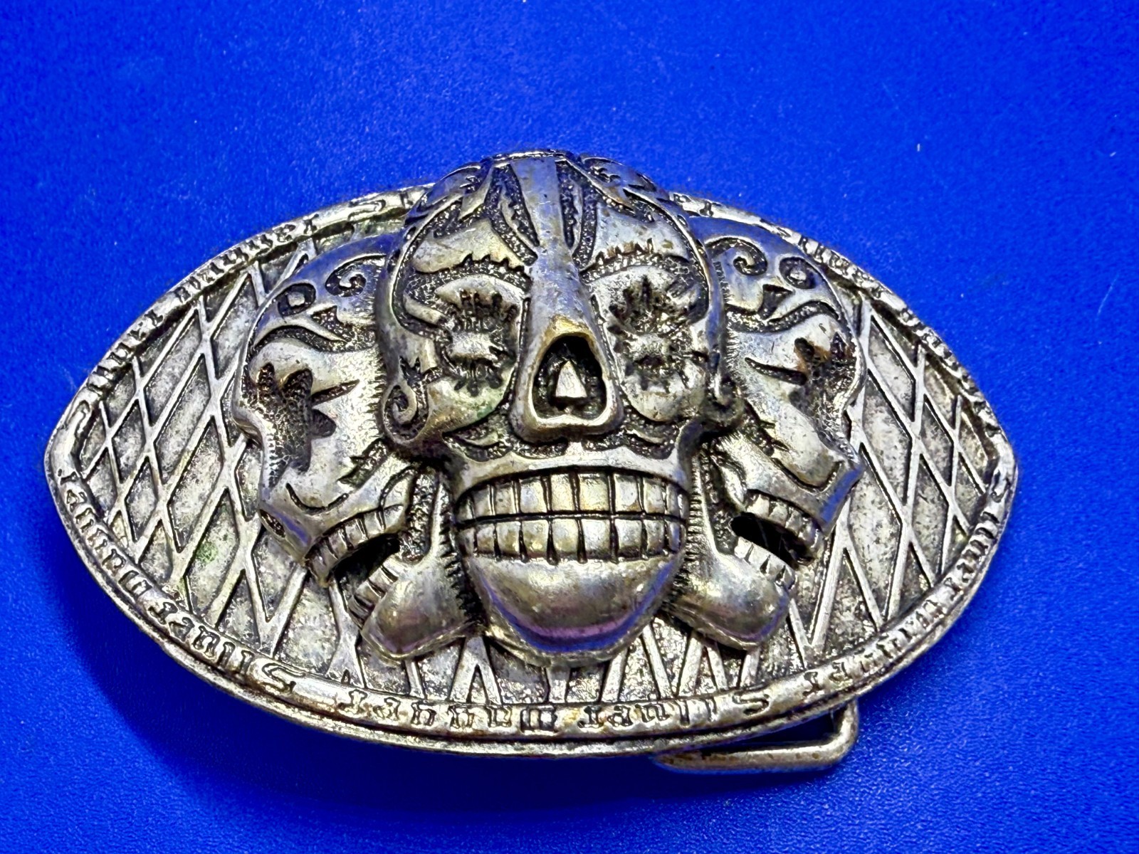 Three Sugar Skull Head Mexican Día de los Muertos Day of the Dead Belt Buckle