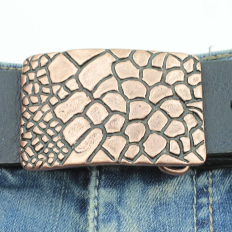Croco Look Metal Belt Buckle – Textured Design, Elegant & Modern